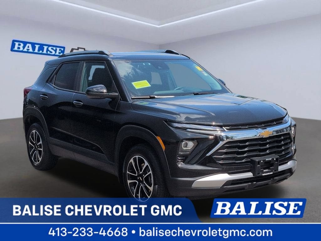 2026 Chevrolet Trailblazer LT in Mosaic Black Metallic — front three-quarter view