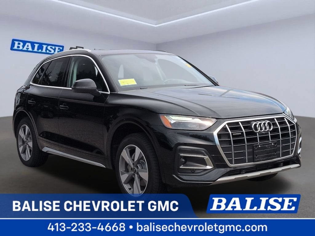 2023 Audi Q5 Premium Plus 40 TFSI quattro S tronic in Black — front three-quarter view